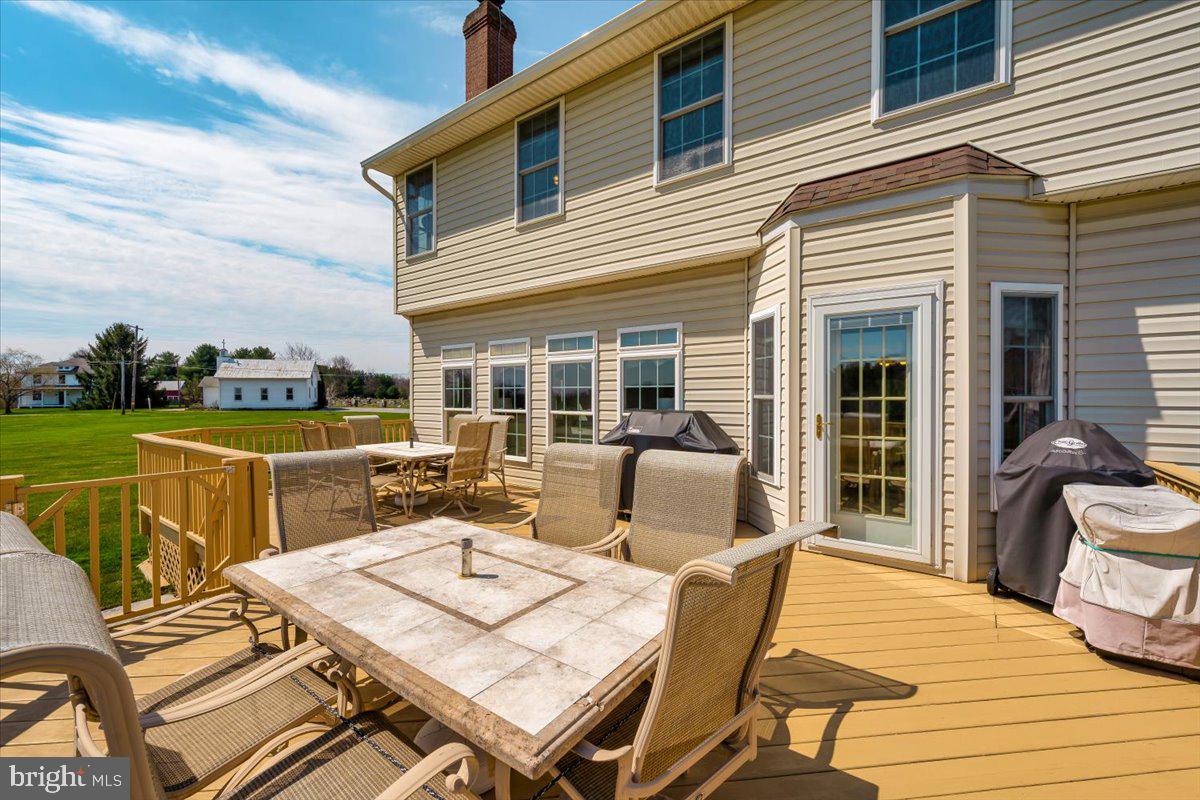 6135 Cabbage Spring Road Mount Airy, MD 21771 - Photo 18 of 71