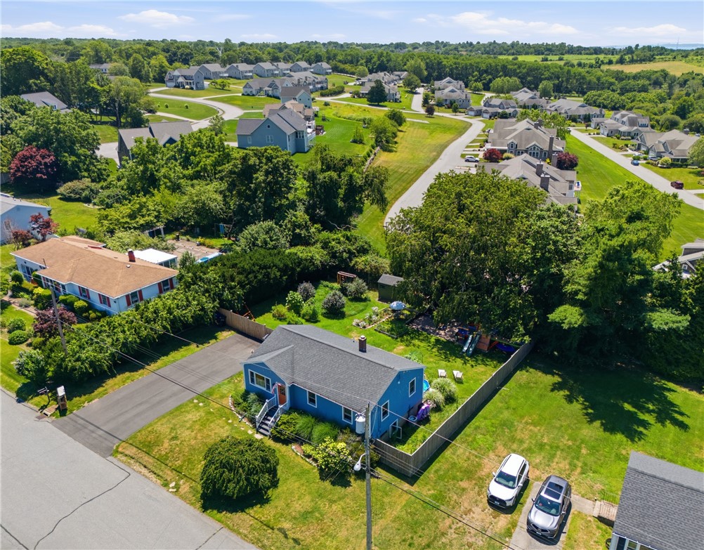 76 Redwood Road Portsmouth, RI 02871 - Photo 44 of 50