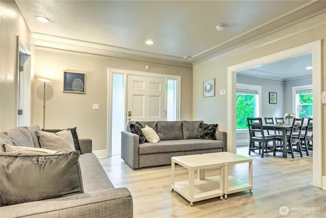 $1,495,000 | 1934 Northeast Northgate Way, Seattle, WA 98125