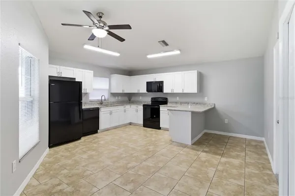 $2,400 | 6336 Florida Circle West, Apollo Beach, FL 33572