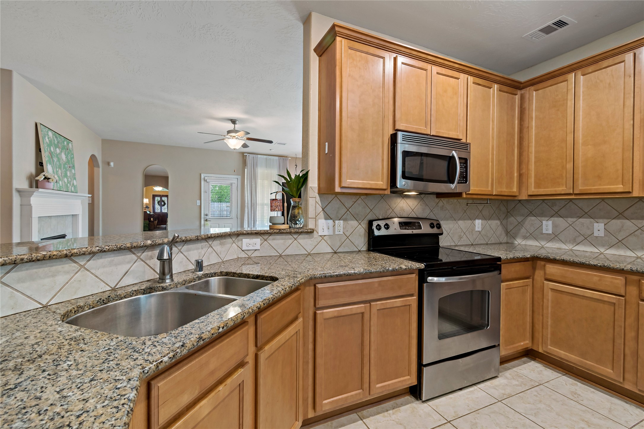 13601 May Pine Court Rosharon, TX 77583 - Photo 7 of 45