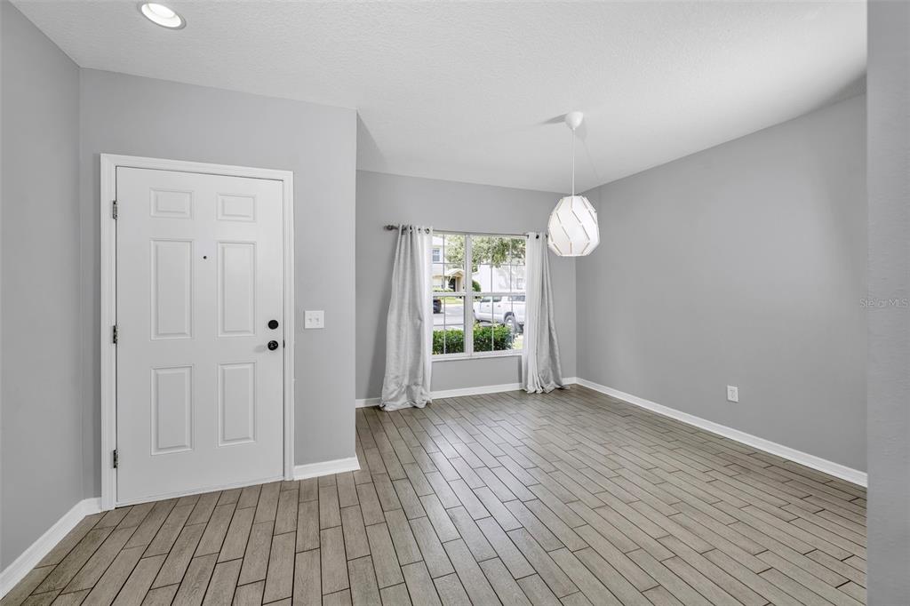 5842 Fishhawk Ridge Drive Lithia, FL 33547 - Photo 4 of 59