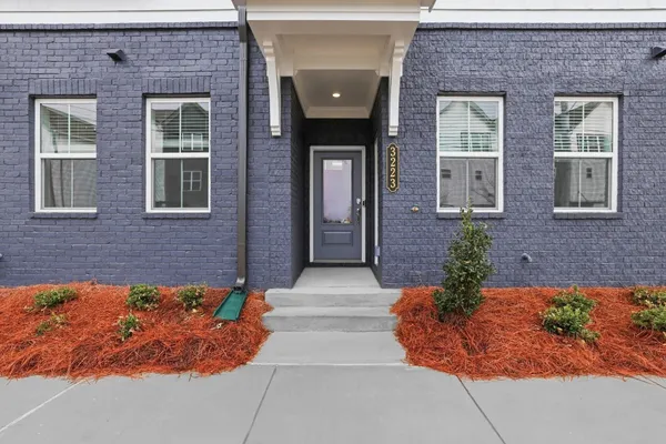 $429,899 | 3238 Aberdeen Row, Chattanooga, TN 37410