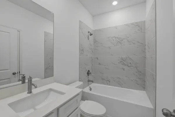 $429,899 | 3238 Aberdeen Row, Chattanooga, TN 37410