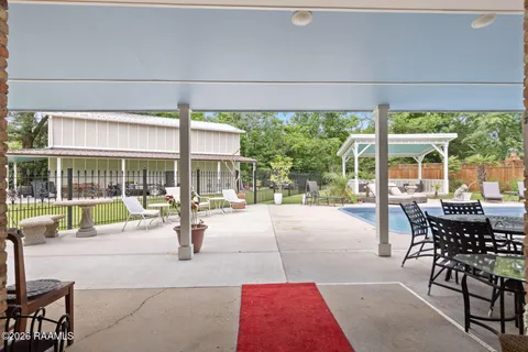 $775,000 | 103 Flossmore Drive, Lafayette, LA 70508