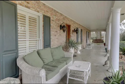 $775,000 | 103 Flossmore Drive, Lafayette, LA 70508