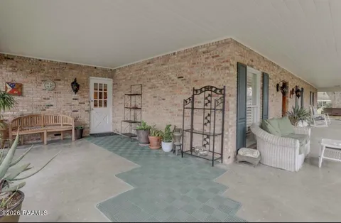 $775,000 | 103 Flossmore Drive, Lafayette, LA 70508