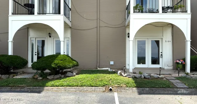 $1,695 | 5709 Lyons View Pike, Unit 3104, Knoxville, TN 37919