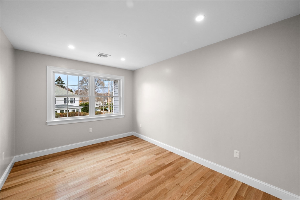 60 Ellsworth Road, Unit 2 Peabody, MA 01960 - Photo 18 of 32