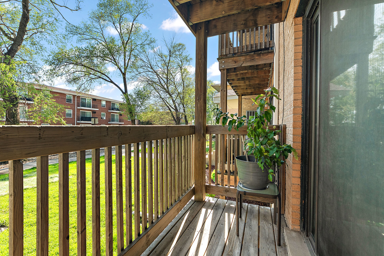 9654 Nottingham Avenue, Unit 1C Chicago Ridge, IL 60415 - Photo 21 of 27 Gallery Image 21