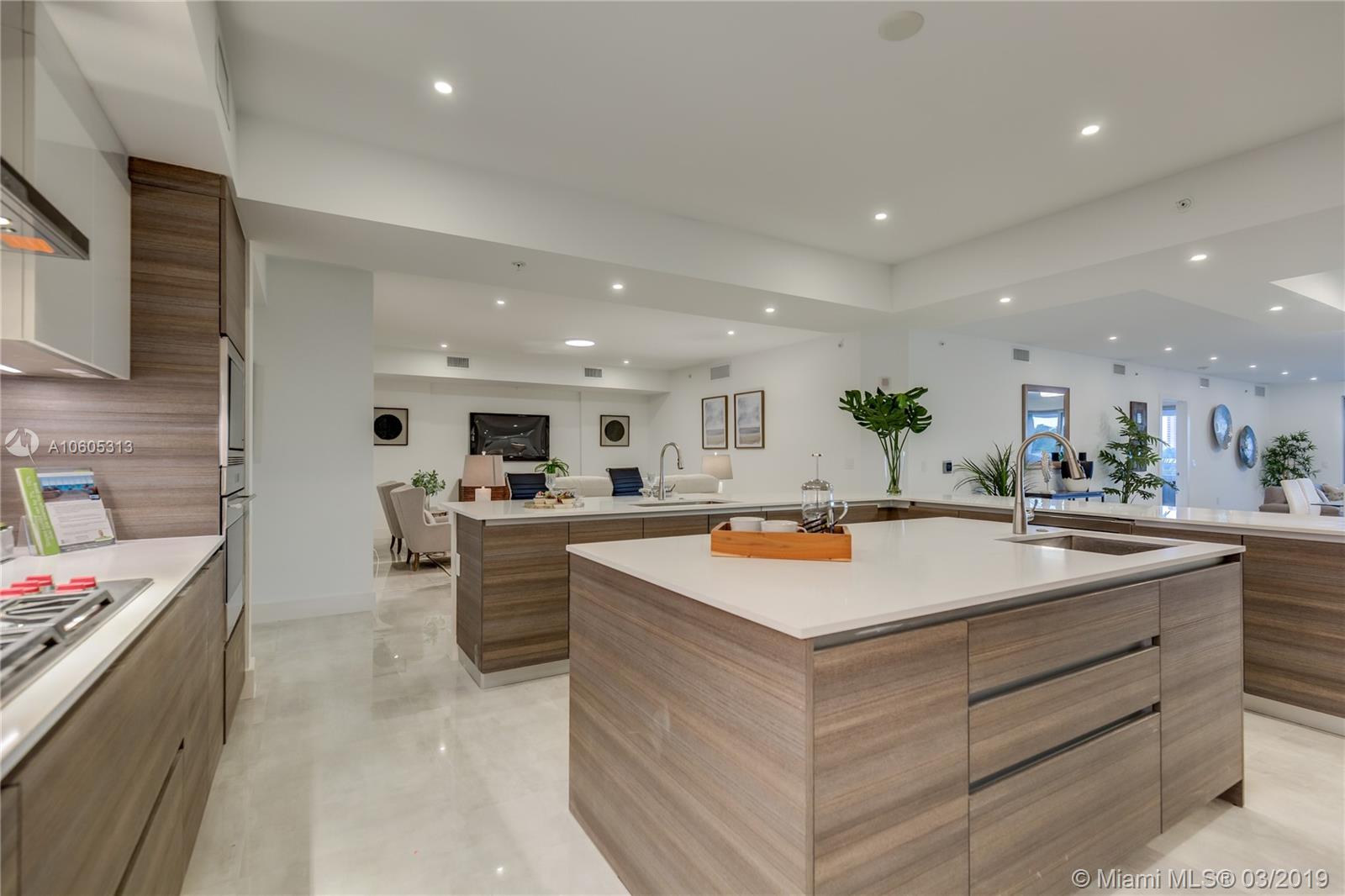 327 East Royal Palm Road, Unit 402 Boca Raton, FL 33432 - Photo 13 of 19