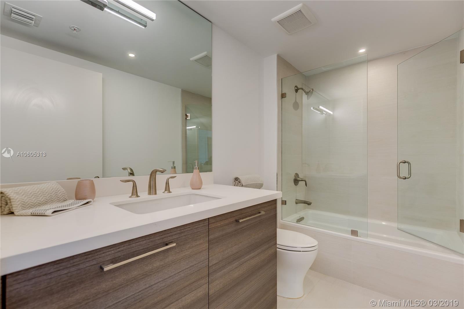 327 East Royal Palm Road, Unit 402 Boca Raton, FL 33432 - Photo 15 of 19