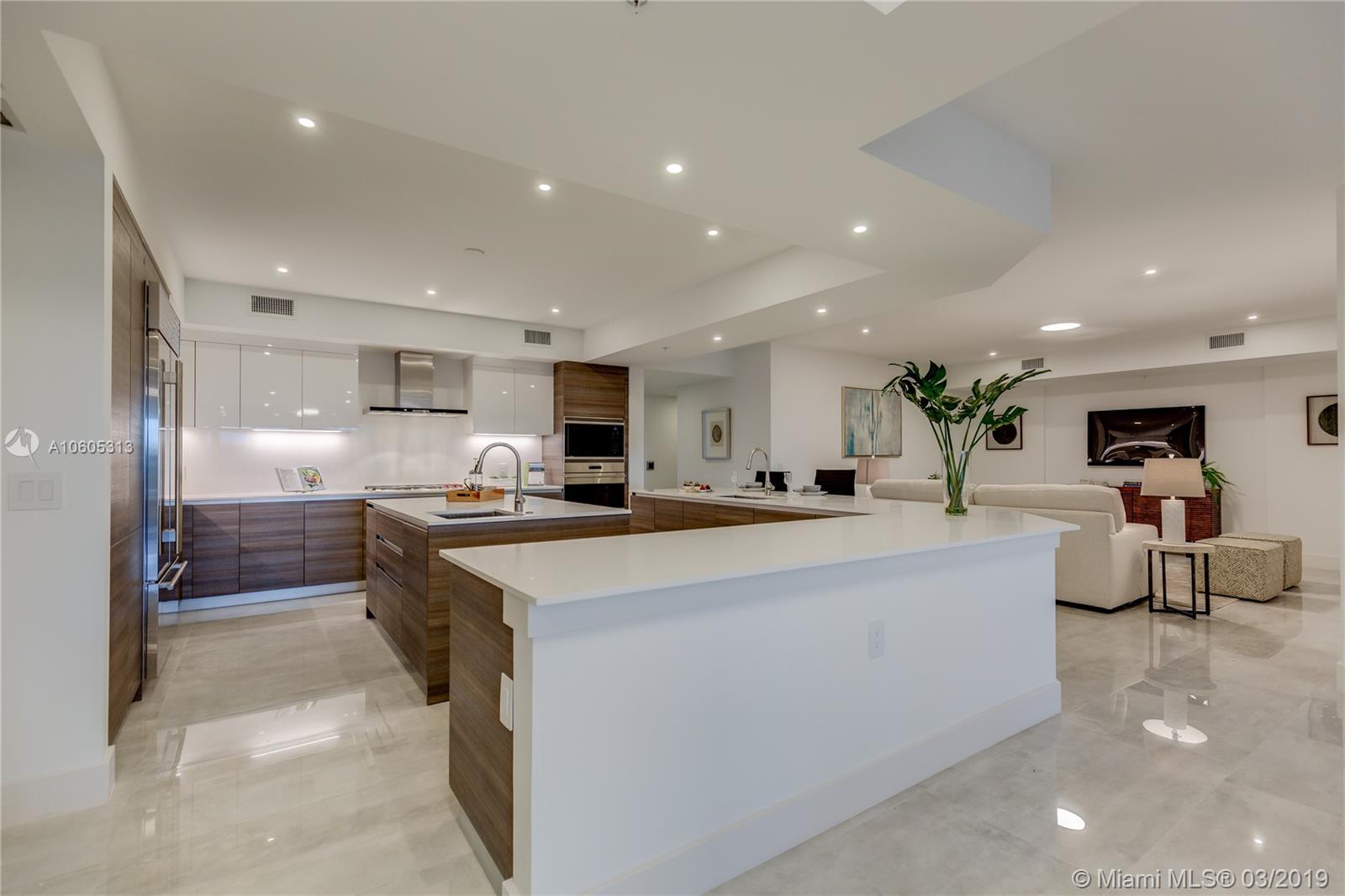 327 East Royal Palm Road, Unit 402 Boca Raton, FL 33432 - Photo 3 of 19