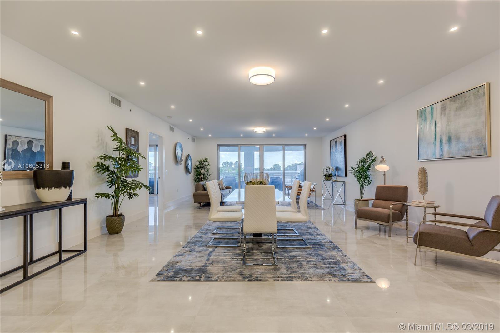 327 East Royal Palm Road, Unit 402 Boca Raton, FL 33432 - Photo 4 of 19