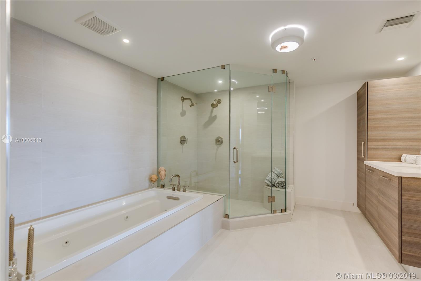 327 East Royal Palm Road, Unit 402 Boca Raton, FL 33432 - Photo 9 of 19