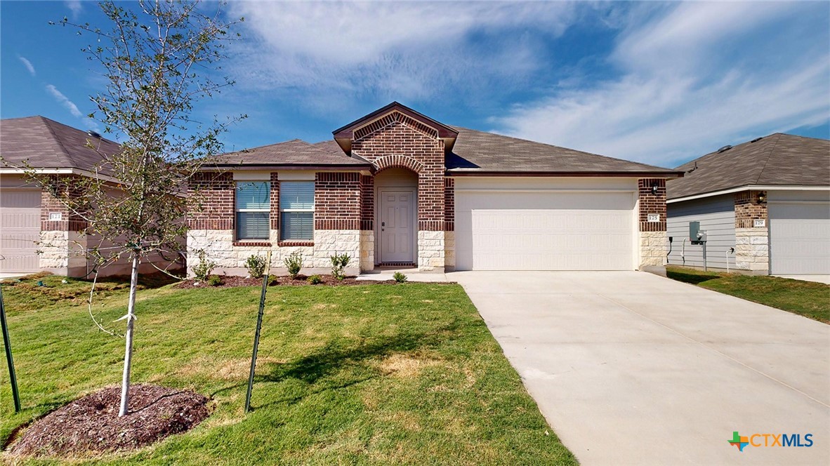1302 Merritt Road Temple, TX 76504 - Photo 30 of 31 a front view of a house with garden