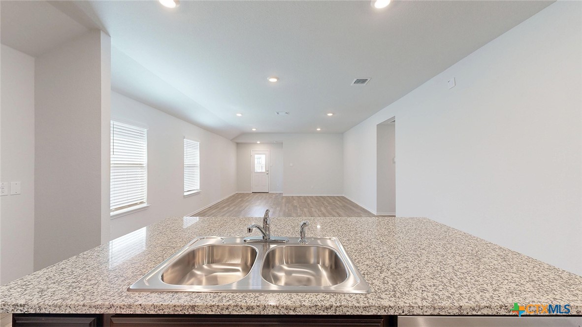 1302 Merritt Road Temple, TX 76504 - Photo 5 of 31