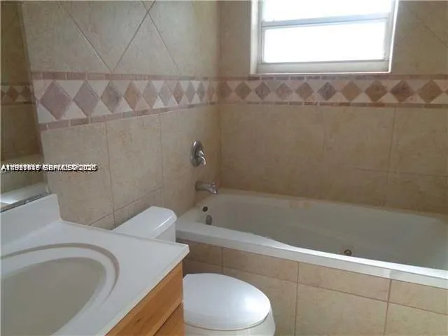 $2,470 | 11511 Northwest 33rd Street, Unit 11511, Sunrise, FL 33323