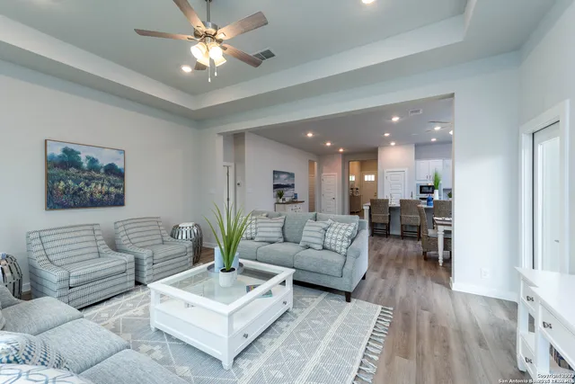 $2,500 | 9828 Mulhouse Drive, Schertz, TX 78154