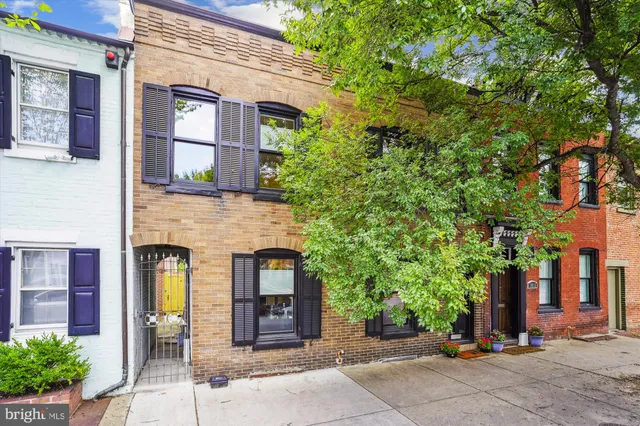 $1,999,999 | 1015 Duke Street, Alexandria, VA 22314