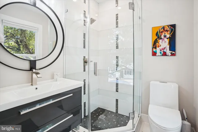 $1,999,999 | 1015 Duke Street, Alexandria, VA 22314