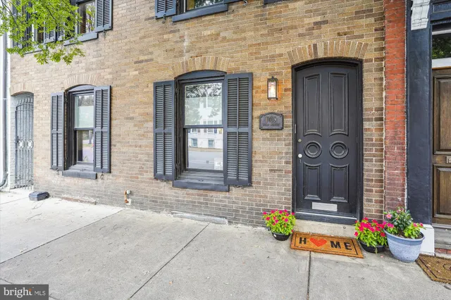 $1,999,999 | 1015 Duke Street, Alexandria, VA 22314