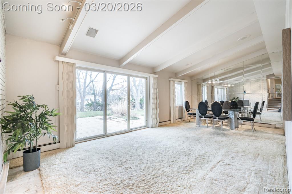 5832 Shaun Road West Bloomfield, MI 48322 - Photo 7 of 42 Gallery Image 7