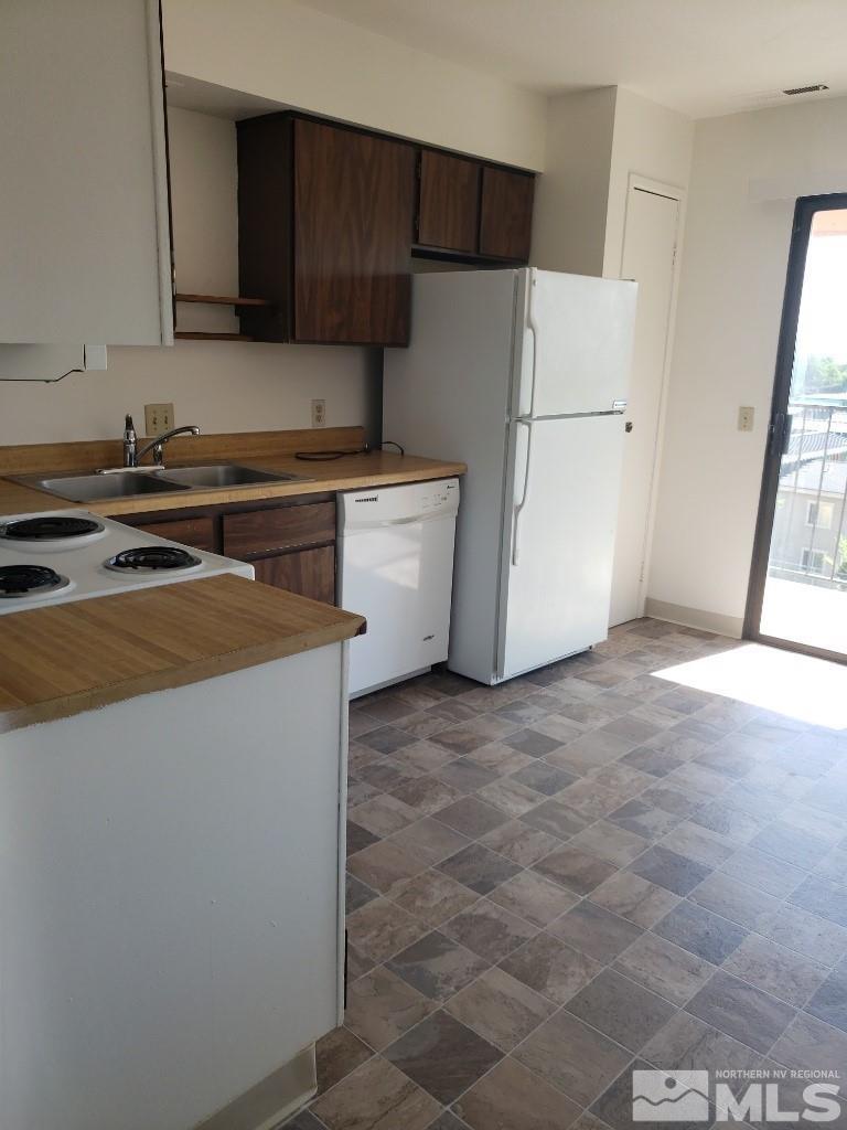 2908 Salem Place Reno, NV 89509 - Photo 25 of 30