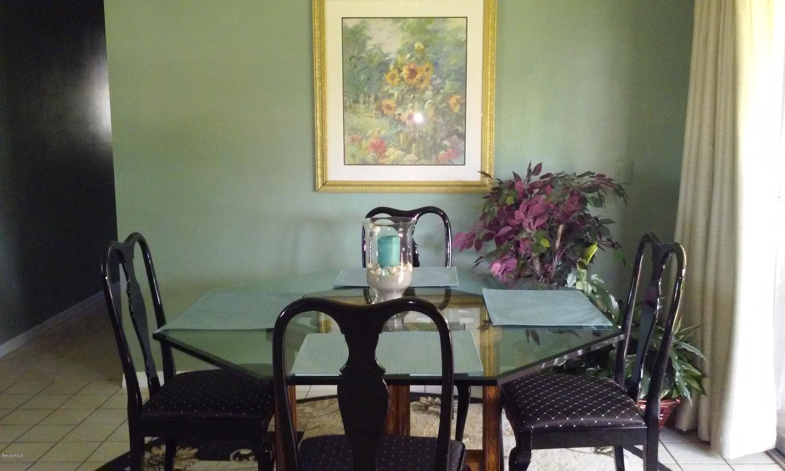 1294 Ne Port Palm Bay, FL 32905 - Photo 12 of 26 DINING ROOM 2