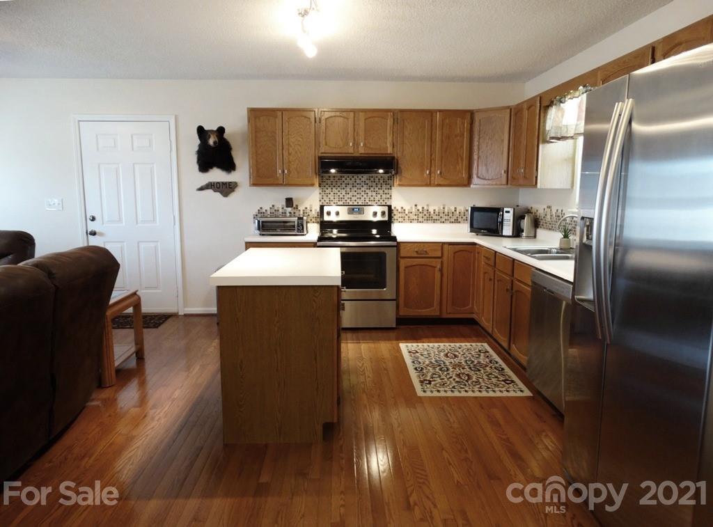 410 Hubbard Road Hickory, NC 28601 - Photo 14 of 42 Gallery Image 14