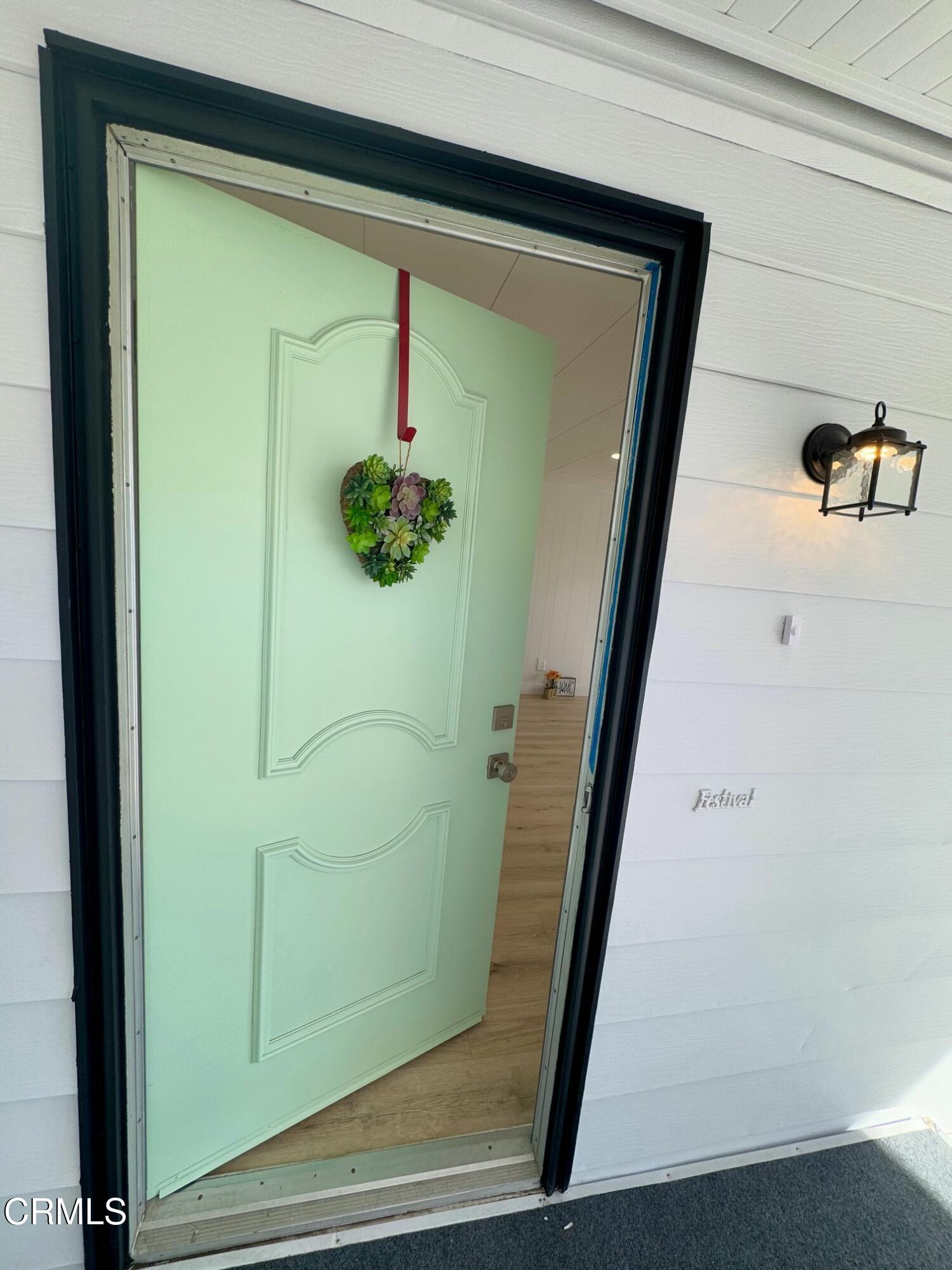 285 Ibsen Place, Unit 10 Oxnard, CA 93033 - Photo 5 of 32 a view of front door