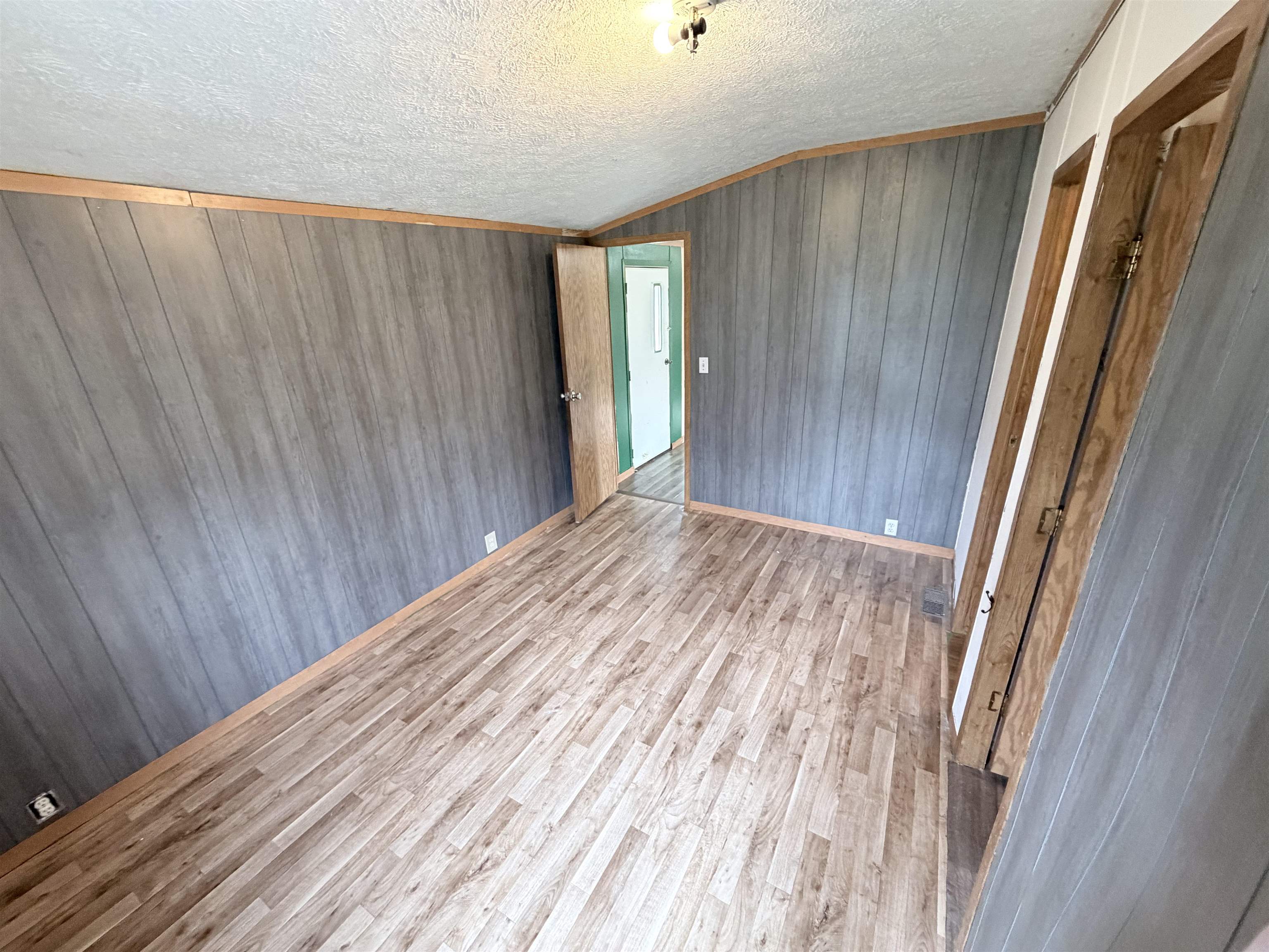 6542 North Geneva Road Coleman, MI 48618 - Photo 21 of 26