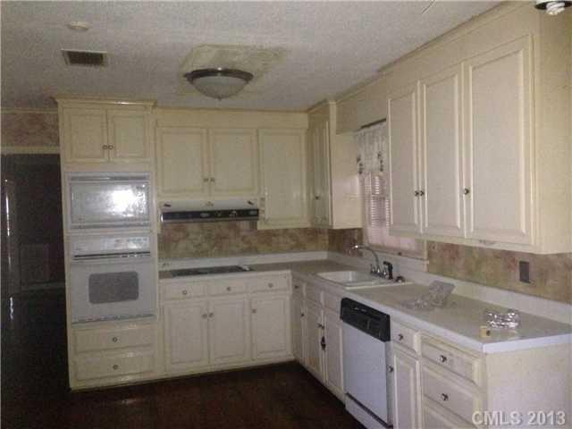 408 Willow Road Salisbury, NC 28147 - Photo 2 of 8