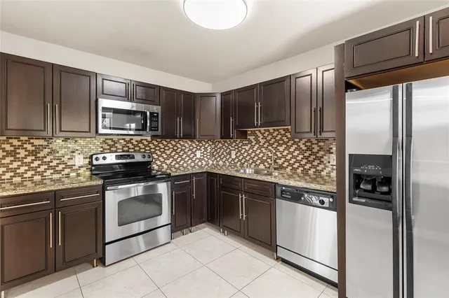 $2,600 | Undisclosed Address, Weston, FL 33326