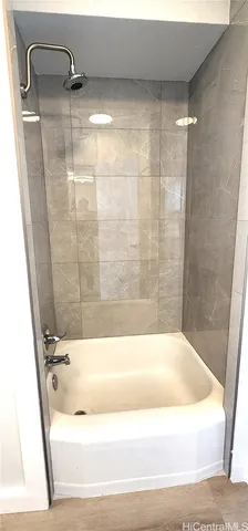 $2,600 | 3111 Pualei Circle, Unit 206, Honolulu, HI 96815