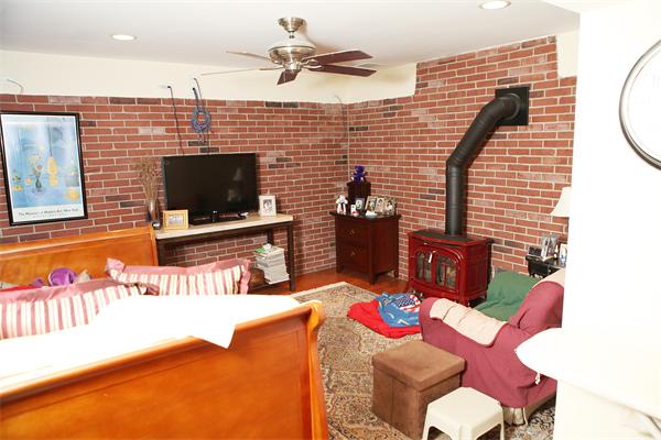 77 Albee Road Uxbridge, MA 01569 - Photo 27 of 29 Gallery Image 27