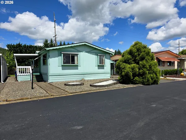 $59,900 | 1200 East Central Avenue, Unit 5, Sutherlin, OR 97479