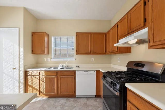 $249,900 | 106 Gatwick Court, Riverdale, GA 30274