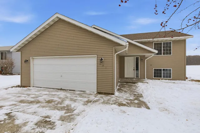 $259,900 | 541 Morningside Avenue, Paynesville, MN 56362