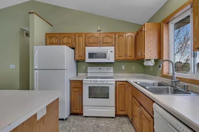 $259,900 | 541 Morningside Avenue, Paynesville, MN 56362