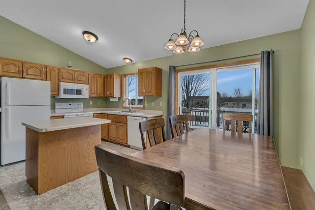 $259,900 | 541 Morningside Avenue, Paynesville, MN 56362