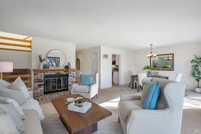 $1,400,000 | 2 Eucalyptus Knoll Street, Mill Valley, CA 94941