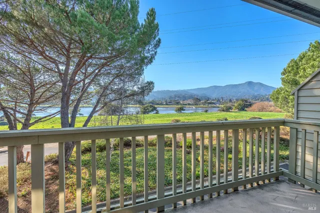 $1,400,000 | 2 Eucalyptus Knoll Street, Mill Valley, CA 94941