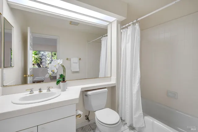 $1,400,000 | 2 Eucalyptus Knoll Street, Mill Valley, CA 94941