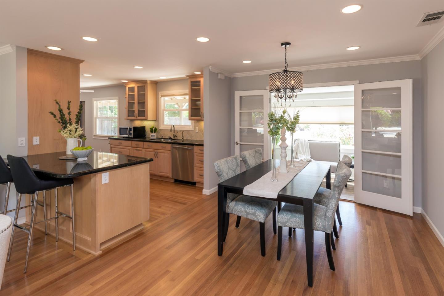1315 Burrows Road Campbell, CA 95008 - Photo 5 of 14 Gallery Image 5
