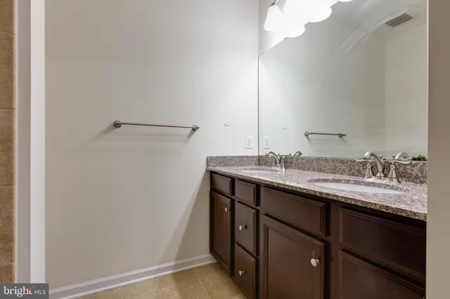 $479,900 | 7318 Freebird Lane, Elkridge, MD 21075