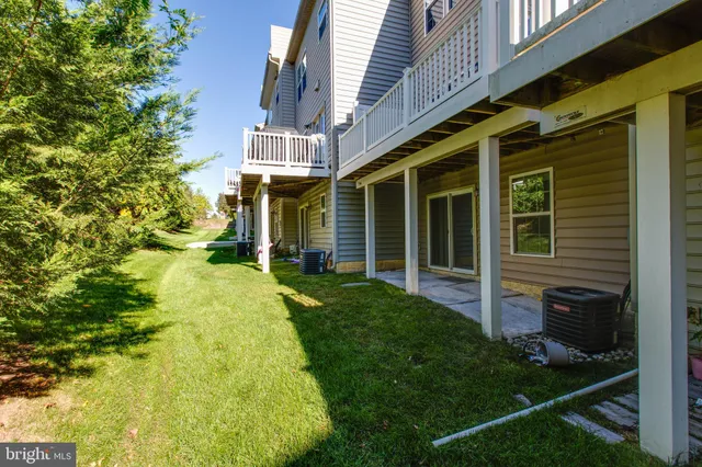 $479,900 | 7318 Freebird Lane, Elkridge, MD 21075