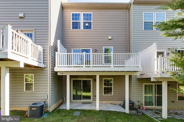 $479,900 | 7318 Freebird Lane, Elkridge, MD 21075