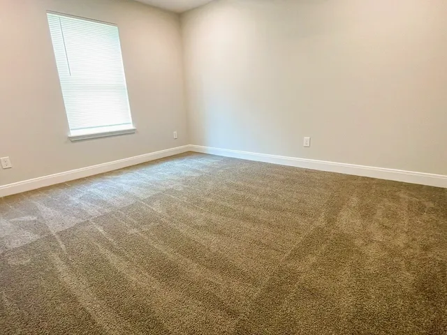 $1,200 | 711 South Houston Avenue, Unit B, Humble, TX 77338