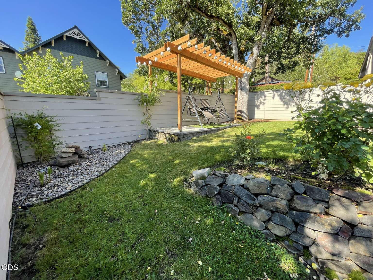 6085 Adams Road Talent, OR 97540 - Photo 19 of 40